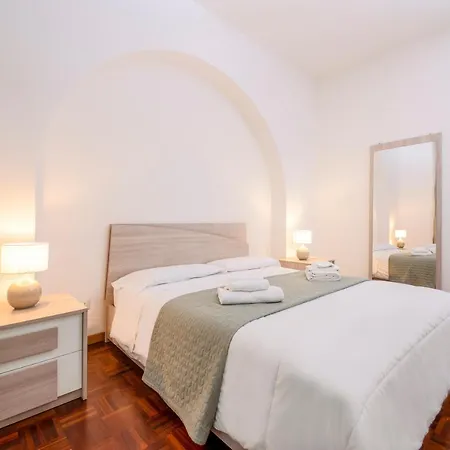 Apartment Claudia Vatican House Rome