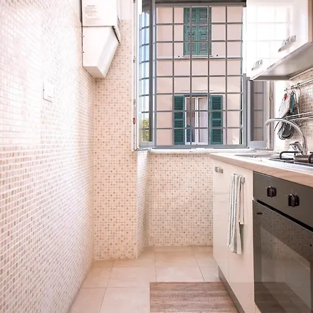 Claudia Vatican House Apartment