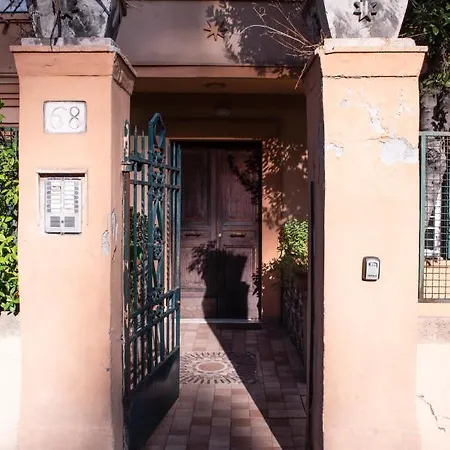 Claudia Vatican House شقة